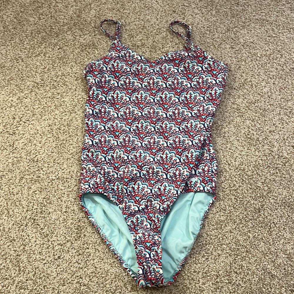 Vineyard Vines Colorful One Piece SwimSuit Women’s Size Large in girls